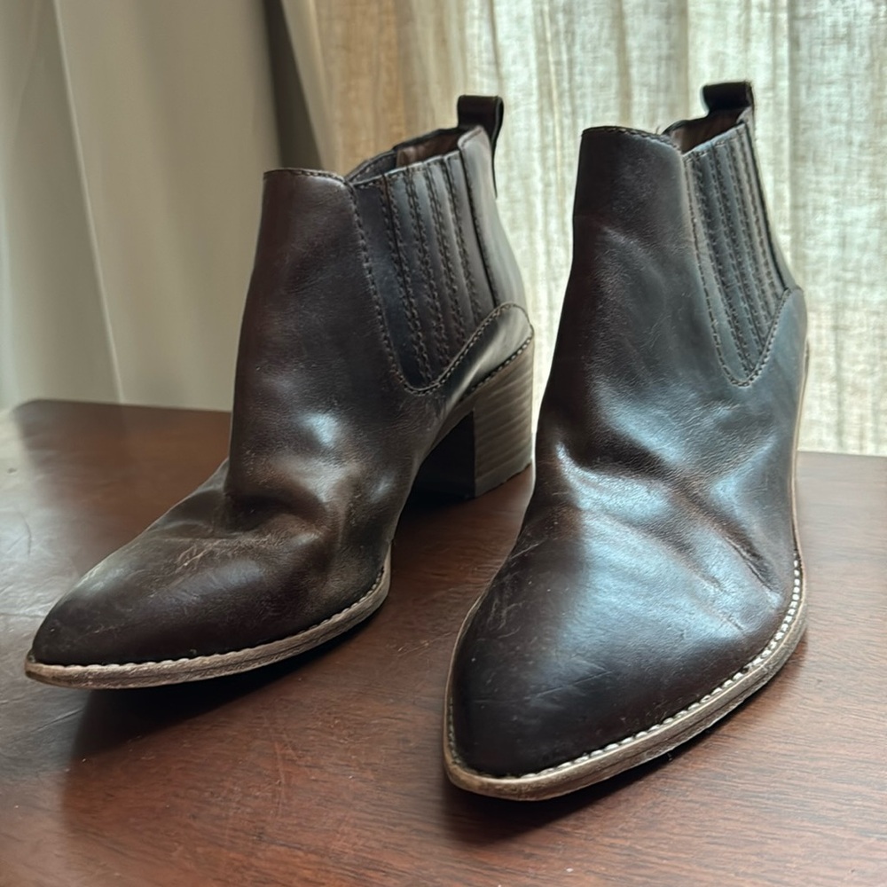 Madewell Leather burgundy, brown western ankle boot